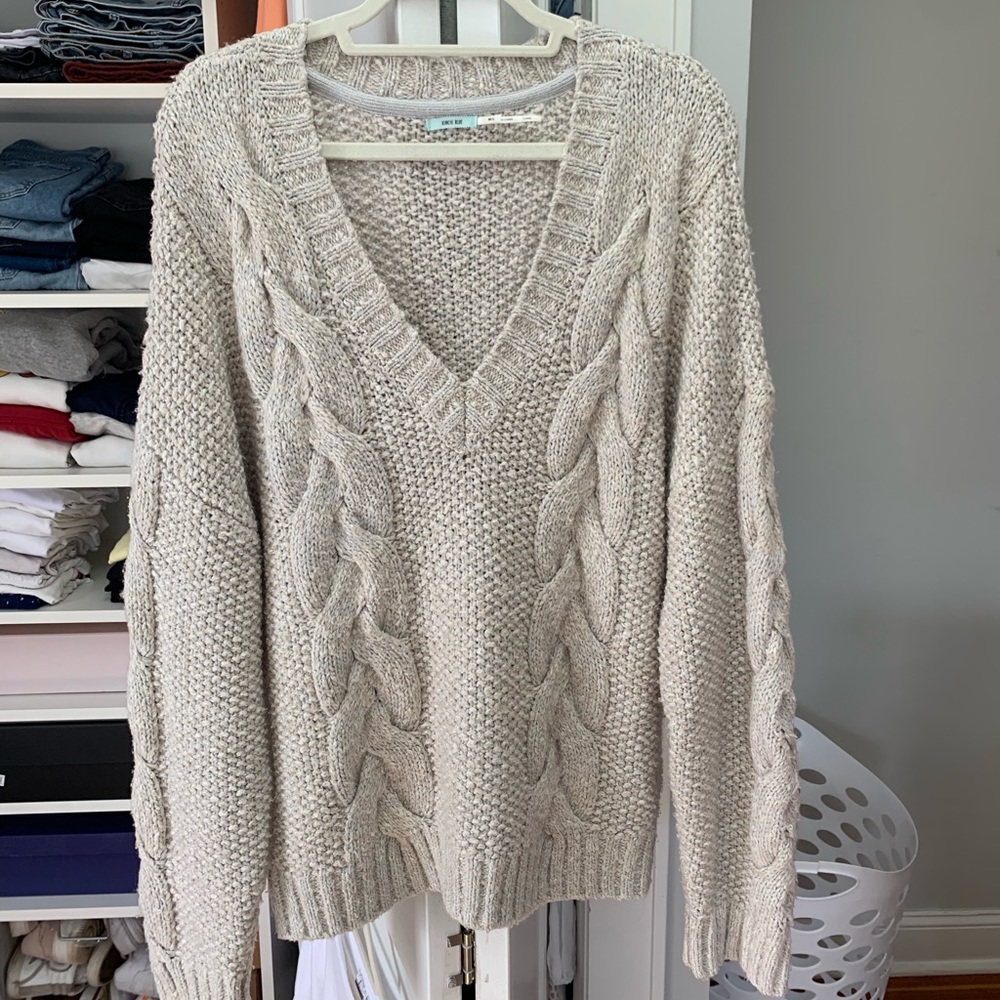 Urban Outfitters cable knit chunky sweater v-neck
